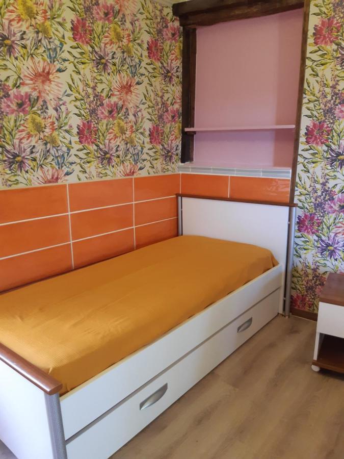 Chambre Familiale Avec Piscine Chauffee Et Jacuzzi Bernadets-Debat Eksteriør bilde