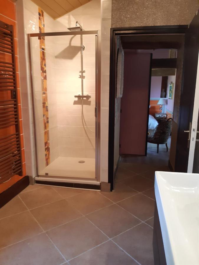 Chambre Familiale Avec Piscine Chauffee Et Jacuzzi Bernadets-Debat Eksteriør bilde